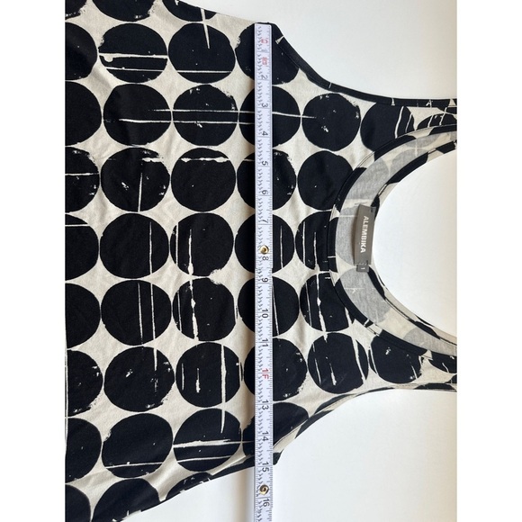 Alembika Geometric Polka Dot Scoop Neck Sleeveless Top - Picture 9 of 10